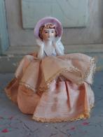 Antieke halfdoll porselein, speldenkussen Gemerkt japan., Ophalen of Verzenden