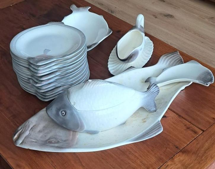 Waechterbach visservies 6 delen, Huis en Inrichting, Keuken | Servies, Gebruikt, Compleet servies, Overige stijlen, Aardewerk