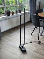 PILSKOTT Smart-home LED-vloerlamp IKEA, Huis en Inrichting, Lampen | Vloerlampen, Ophalen, Kunststof, Zweeds Modern, 100 tot 150 cm