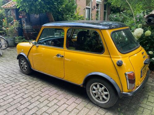 Mini oude  auto radio gezocht, Auto-onderdelen, Carrosserie en Plaatwerk, Deur, Mini, Oldtimer onderdelen, Voor, Gebruikt, Ophalen