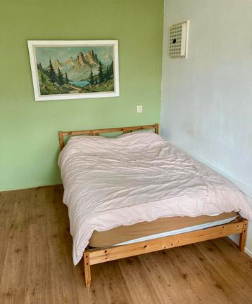 Grenen ikea bed met lonset lattenbodem beschikbaar voor biedingen