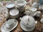 COMPLEET en GOED vintage porseleinen servies, Antiek en Kunst, Antiek | Servies compleet, Ophalen