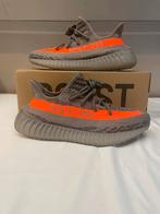 Yeezy Boost 350 V2 Beluga Reflective - EU 44, Kleding | Heren, Schoenen, Overige kleuren, Nieuw, Ophalen of Verzenden, Sneakers of Gympen