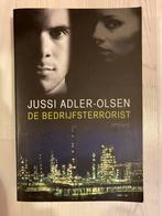 Thriller De bedrijfsjurist van Jussi Adler - Olsen €2, Boeken, Thrillers, Ophalen of Verzenden, Zo goed als nieuw