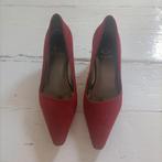 Pumps, suède, kleur rood  - Maat 40 - Zeer Goede Staat!, O'Moda, Pumps, Verzenden, Zo goed als nieuw