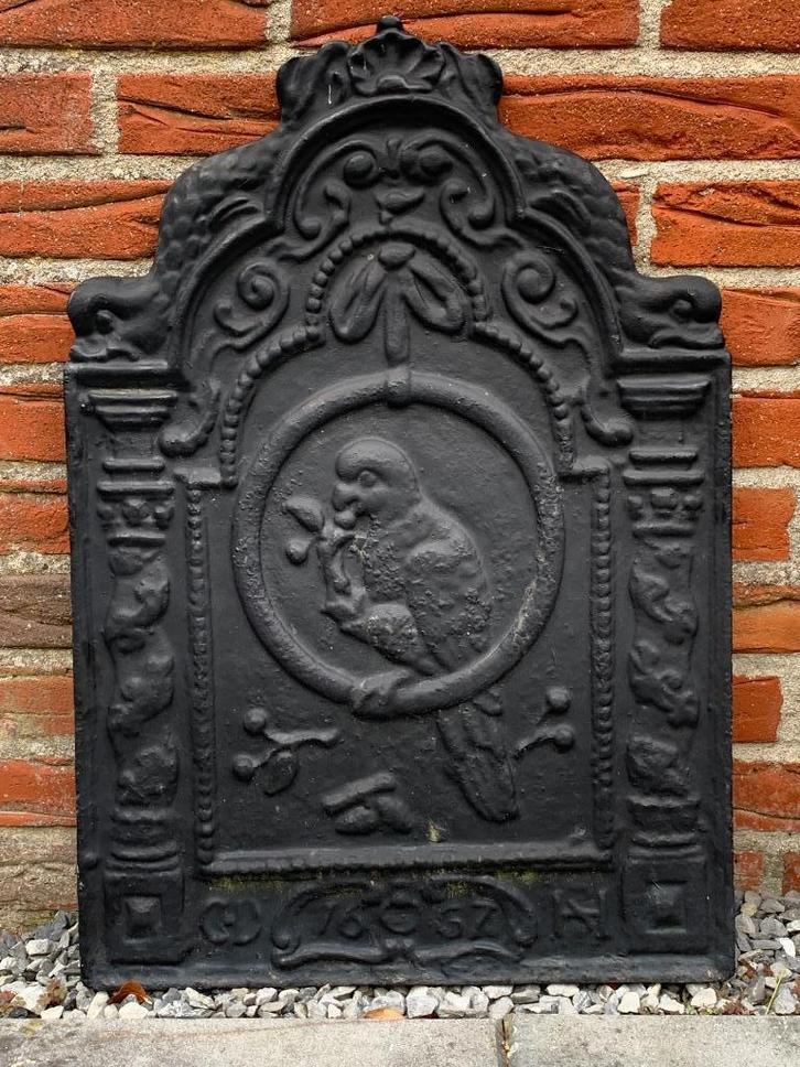 Haardplaat " Papegaai ", Antiek en Kunst, Curiosa en Brocante, Ophalen