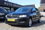 Skoda Rapid Spaceback 1.0 TSI GREENTECH CLEVER AUT | PANO |, Stof, Gebruikt, Zwart, Origineel Nederlands