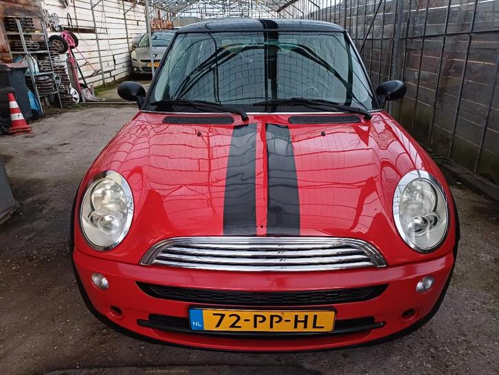 Mini 1.6 16V Cooper 2004 Rood airco, Auto's, Mini, Particulier, ABS, Airbags, Airconditioning, Alarm, Bluetooth, Centrale vergrendeling