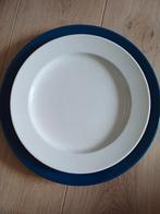 4x wit dinerbord en 4x blauw onderbord, Huis en Inrichting, Keuken | Servies, Ophalen, Gebruikt, Overige stijlen, Bord(en)