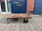 Industriele salontafel, koffietafel, Ophalen