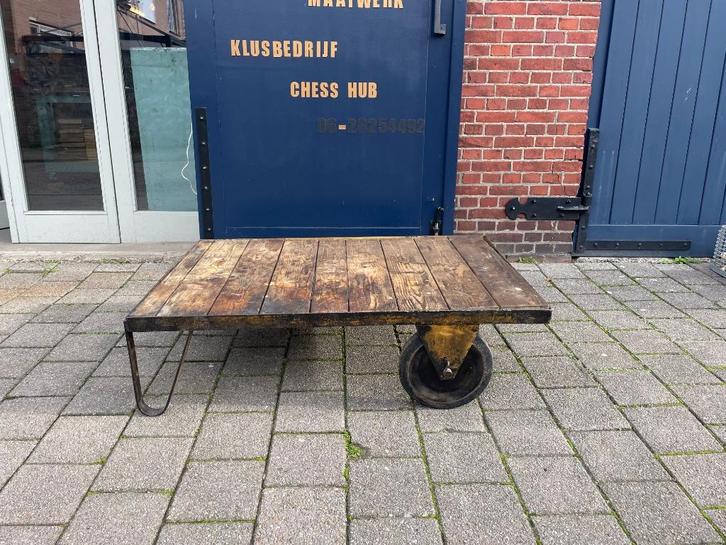Industriele salontafel, koffietafel, Antiek en Kunst, Curiosa en Brocante, Ophalen