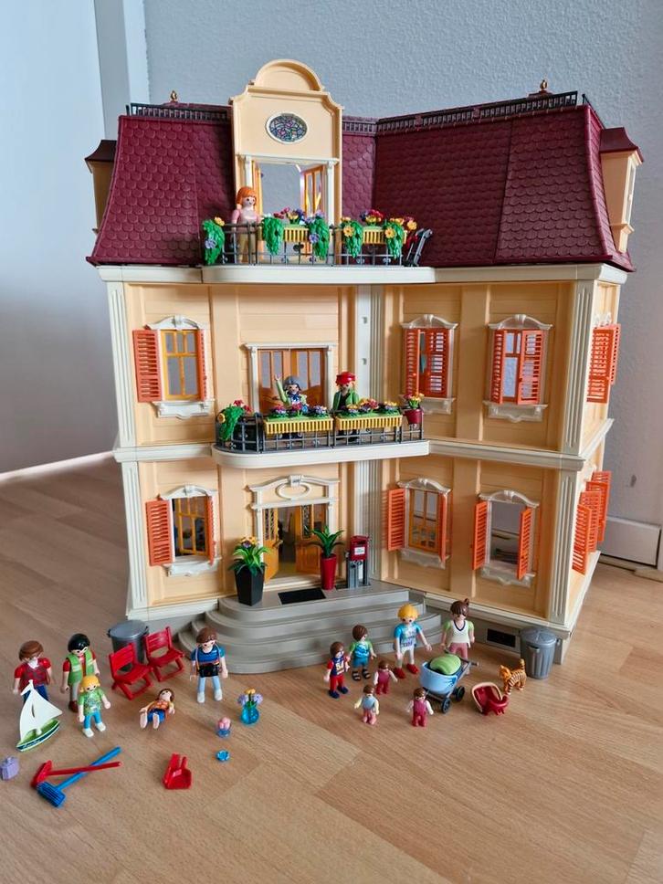 Playmobil huis. Nagenoeg compleet. 5302 heel goed, Kinderen en Baby's, Speelgoed | Poppenhuizen, Zo goed als nieuw, Poppenhuis