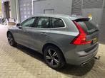 Volvo XC60 T4 R-Design | Panoramadak | Head-Up | harman/kard, Lichtsensor, Gebruikt, Euro 6, 1969 cc