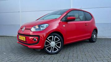 Volkswagen Up 1.0 High Up Bluemotion, Orig Ned, Navi beschikbaar voor biedingen