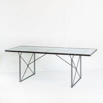 IKEA - Moment eetafel - Niels Gammelgaard beschikbaar voor biedingen