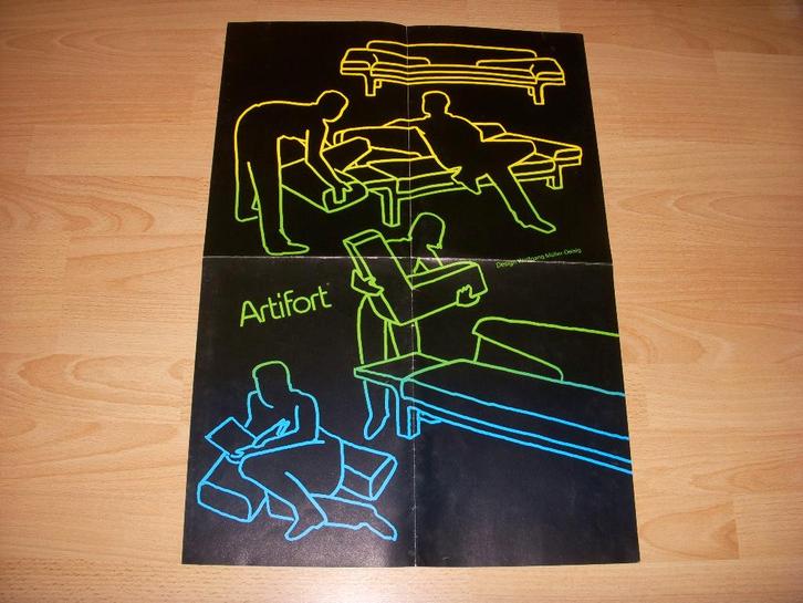 Bijzondere poster/folder van Artifort meubelen, Verzamelen, Posters, Gebruikt, Reclame, A1 t/m A3, Ophalen of Verzenden