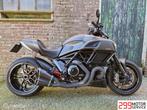 ✅️ Ducati Diavel Carbon 2018 22xxx vol opties, 1198 cc, Bedrijf, Meer dan 35 kW, Toermotor