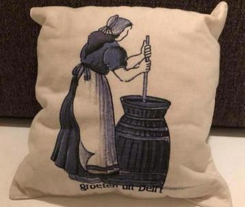 Delfst Blauw kussen Groeten uit Delft. 25 x 25 cm groot. beschikbaar voor biedingen