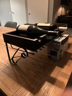 Antiek Wand Wijnrek met Houten Bovenzijde, Huis en Inrichting, Woonaccessoires | Wijnrekken, Ophalen of Verzenden, Gebruikt