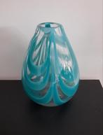 Te Koop 2 mooie handgeblazen vazen, Overige kleuren, Ophalen of Verzenden, Minder dan 50 cm, Glas