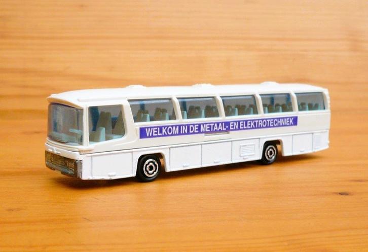 Majorette Neoplan bus metaal- electrotechniek 1992., Hobby en Vrije tijd, Modelauto's | 1:87, Zo goed als nieuw, Bus of Vrachtwagen