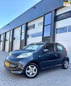 Peugeot 107 1.0-12V XS 2008 5-deurs Airco Dealer onderhouden, Voorwielaandrijving, Gebruikt, 4 stoelen, 68 pk