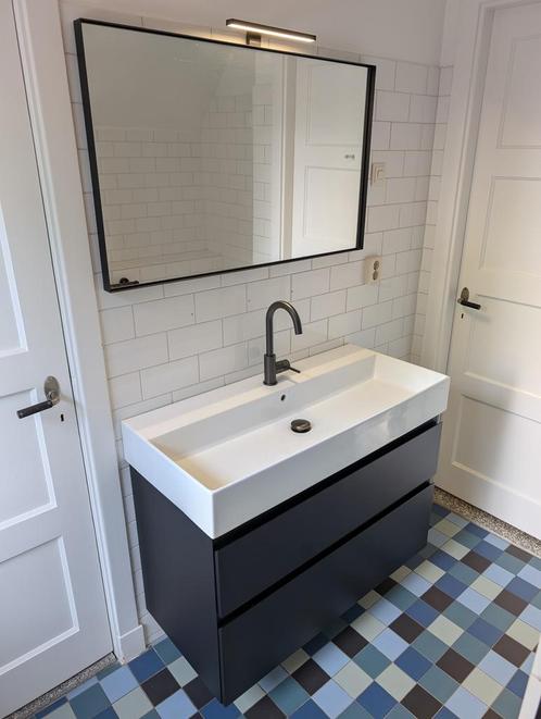 Mooie, moderne set badkamer sanitair uit 2022, Huis en Inrichting, Badkamer | Complete badkamers, Zo goed als nieuw, Ophalen