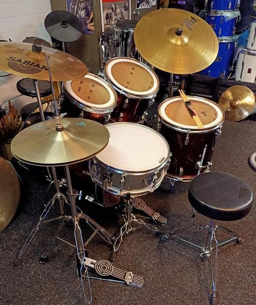 Sonor drumstel, 2 bekkens, 4 trommels, kuppman Carbon stokke, Muziek en Instrumenten, Drumstellen en Slagwerk, Zo goed als nieuw