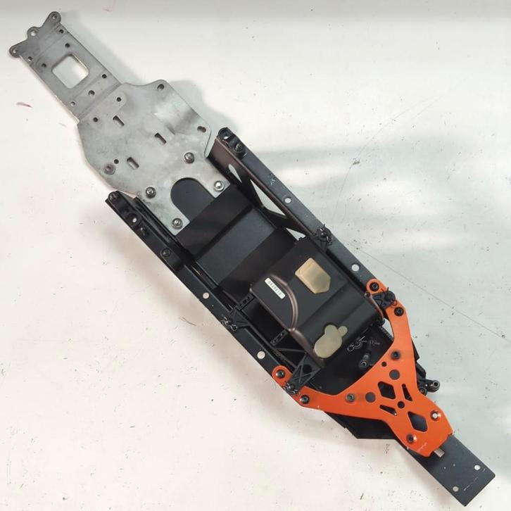 HPI Baja 5B chassis + stuursysteem, ontvangerbox, alu platen, Hobby en Vrije tijd, Modelbouw | Radiografisch | Auto's, Gebruikt