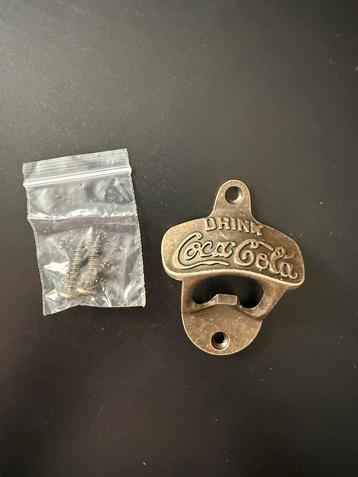 Coca Cola Flessenopener - Wandmontage beschikbaar voor biedingen