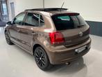 Volkswagen Polo 1.2 TSI Highline Automaat/Panoramadak/Carpla, Auto's, 1126 kg, Gebruikt, 4 cilinders, Bruin