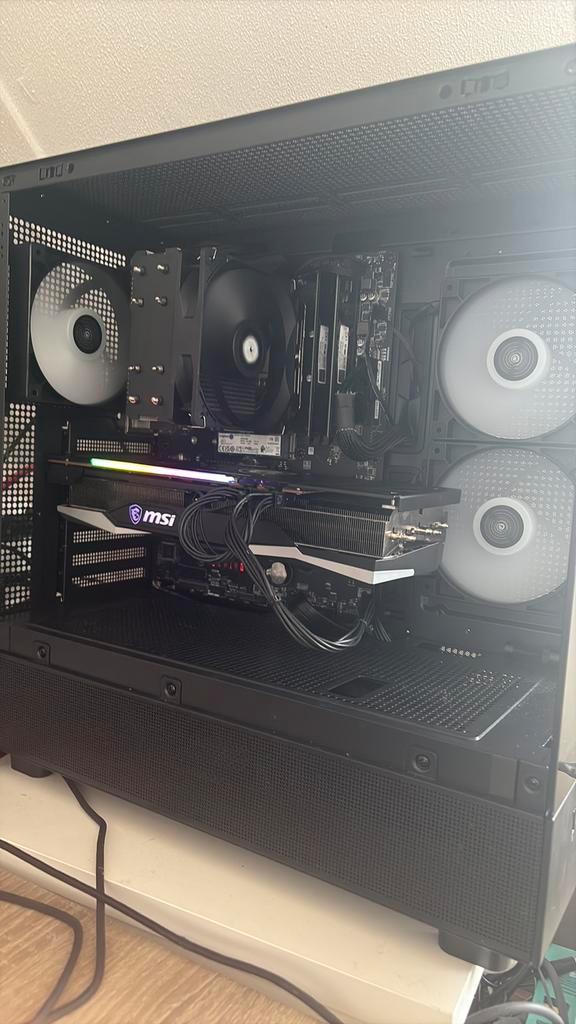 High FPS Game PC – RX 6750 XT & Ryzen 5", Computers en Software, Overige Computers en Software, Zo goed als nieuw, Ophalen of Verzenden