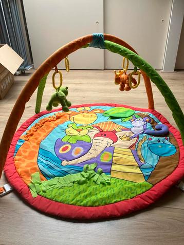 Speelkleed met bogen - mist 2 knuffels beschikbaar voor biedingen