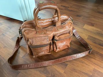 Cowboysbag “the bag” 30x14x20xm cognac beschikbaar voor biedingen