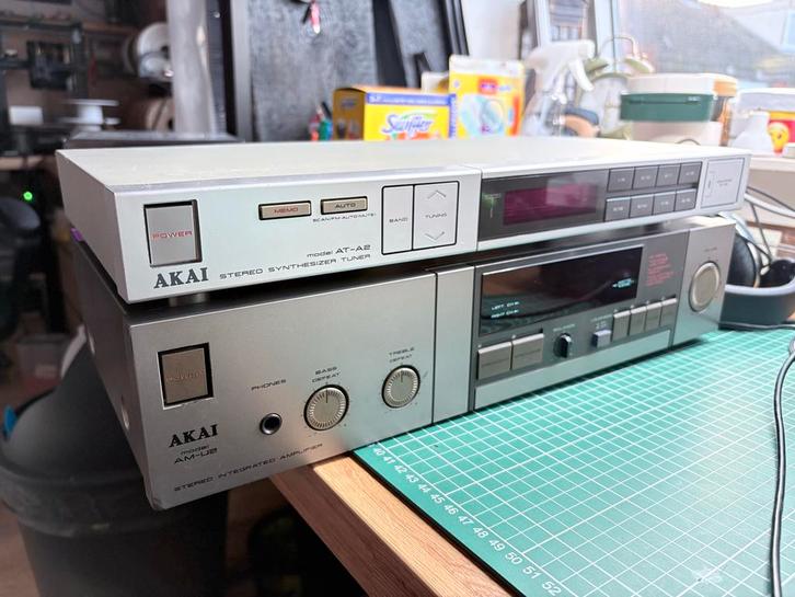 Akai AT-A2 Tuner & AM-U2 Versterker Set, Audio, Tv en Foto, Tuners, Gebruikt, Analoog, Ophalen