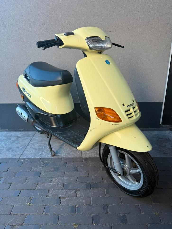 ⭐️Piaggio zip type 3 50cc 2t Brom 16000 km⭐️, Fietsen en Brommers, Scooters | Piaggio, Zo goed als nieuw, Zip, Ophalen