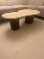 RICHMOND SALONTAFEL DOUGLAS, Huis en Inrichting, Tafels | Salontafels, Ophalen, Overige materialen, Mangohout met een verfijnd blad van travertin, en natuursteen