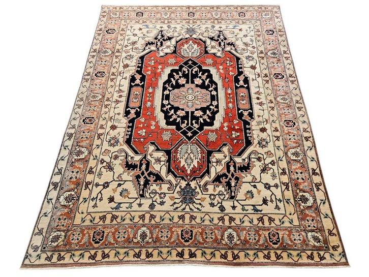 Handmade Persian wool Shashevan carpet medallion 296x387cm, Huis en Inrichting, Stoffering | Tapijten en Kleden, Zo goed als nieuw