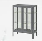 IKEA Fabrikor vitrinekast grijs, Huis en Inrichting, Kasten | Vitrinekasten, Ophalen, 50 tot 100 cm, Zo goed als nieuw, Metaal