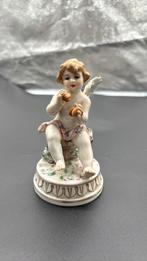 Antieke porseleinen beeldje engel. Porcelain de Paris, Ophalen of Verzenden