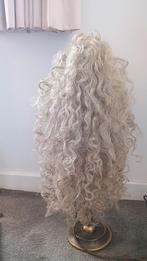 Long Curly Blonde Wig – Vintage Korean Synthetic Hair, Ophalen of Verzenden, Zo goed als nieuw, Pruik of Haarverlenging
