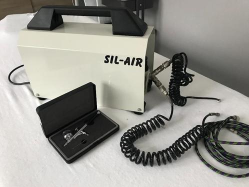 Silair Airbrush compressor  15-A, Hobby en Vrije tijd, Overige Hobby en Vrije tijd, Zo goed als nieuw, Ophalen