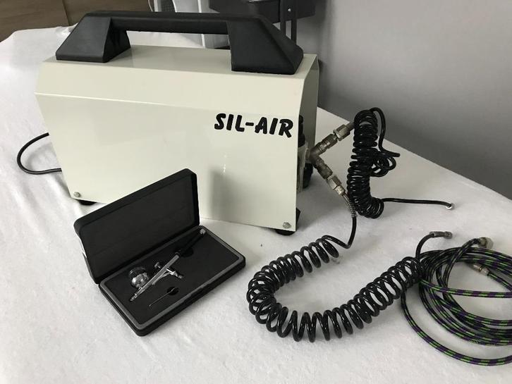 Silair Airbrush compressor  15-A, Hobby en Vrije tijd, Overige Hobby en Vrije tijd, Zo goed als nieuw, Ophalen