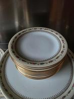 Ronde schaal en 10 borden lief bloemetjes rand Limoges, Ophalen of Verzenden