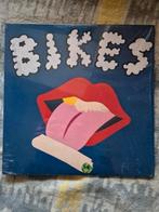 Bikes - Bikes (Alien Snatch), Cd's en Dvd's, Vinyl | Rock, Verzenden, Zo goed als nieuw, Overige formaten, Poprock