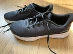 Sportschoenen, zwart met printje, maat 38, Domyos, Ophalen of Verzenden, Zo goed als nieuw, Sportschoenen