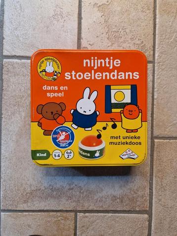 Nijntje stoelendans 