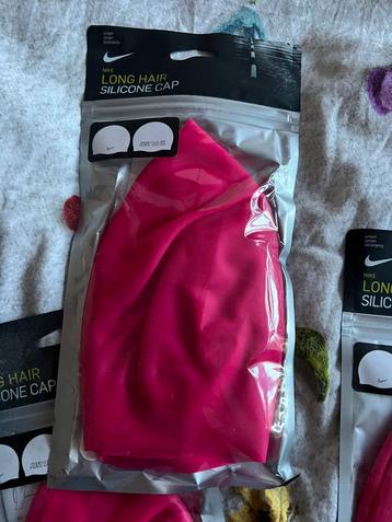 Nike Long Hair Silicone badmuts - Nieuw beschikbaar voor biedingen