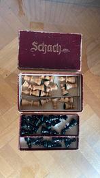 Vintage schaakspel Selbach – houten schaakstukken met doos, Ophalen, Zo goed als nieuw