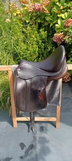 Erreplus impulse dressuur zadel 18 inch, Dieren en Toebehoren, Paarden en Pony's | Zadels, Zo goed als nieuw, Dressuur, Ophalen